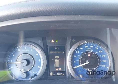 2015 Toyota Sienna Xle Premium 8 Passenger from USA, damaged, VIN 5TDYK3DC3FS682820